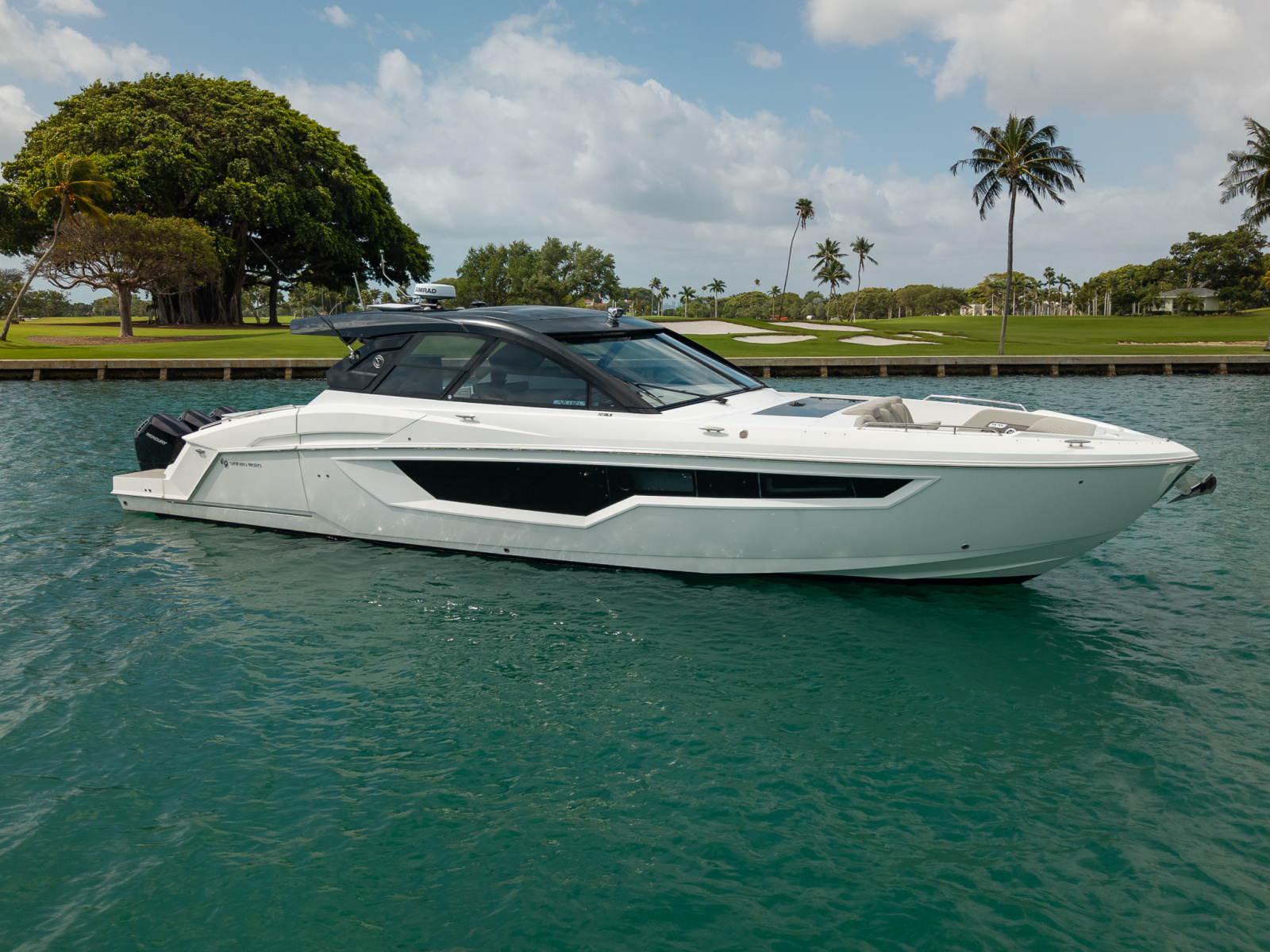 50' 2024 Cruisers Yachts 50 GLS