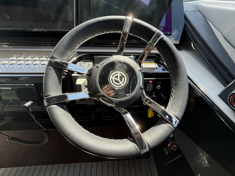 50' 2024 Cruisers Yachts 50 GLS Outboard