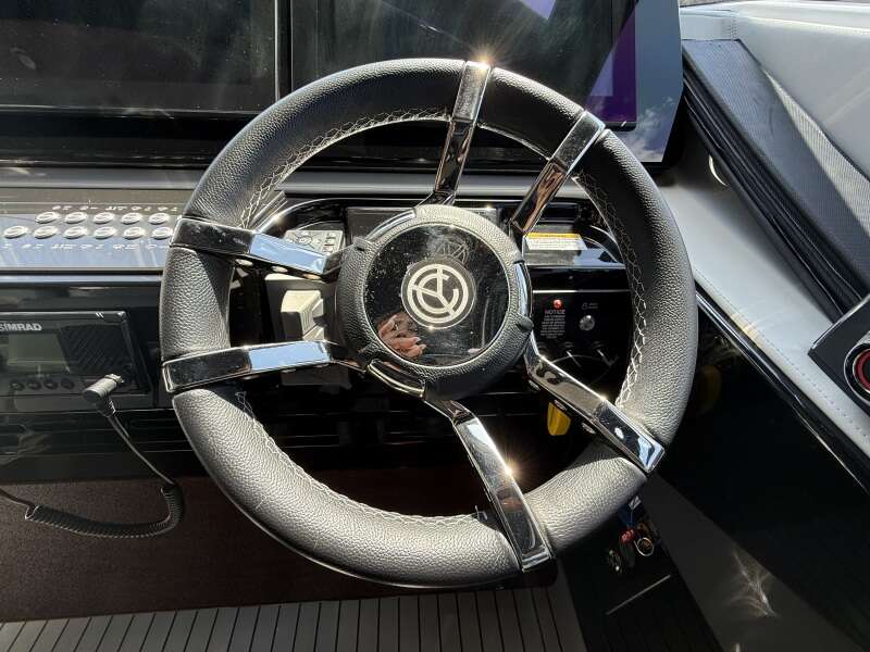 50ft Cruisers Yachts Yacht For Sale