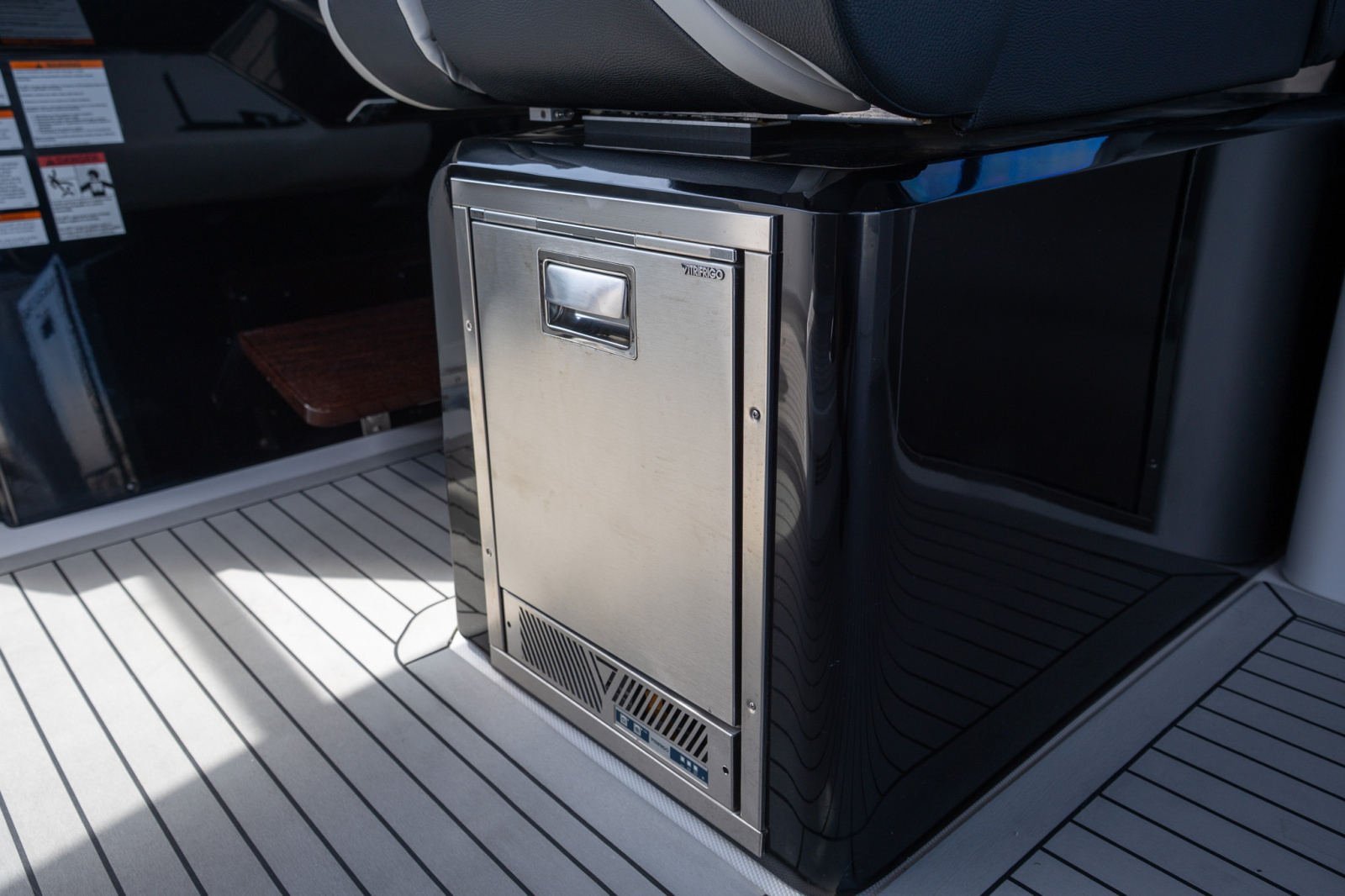 2024 Cruisers Yachts 50 GLS