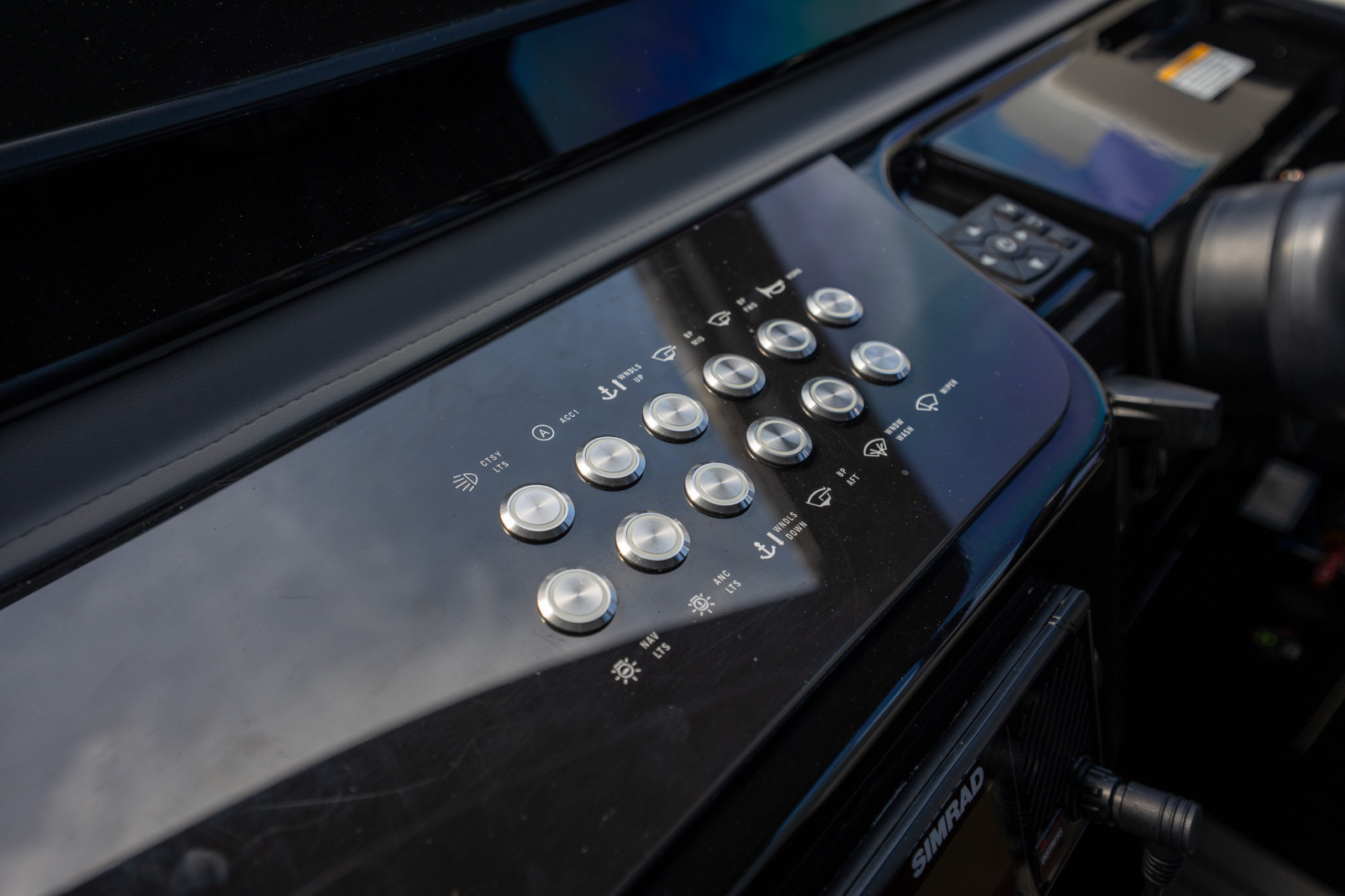 2024 Cruisers Yachts 50 GLS