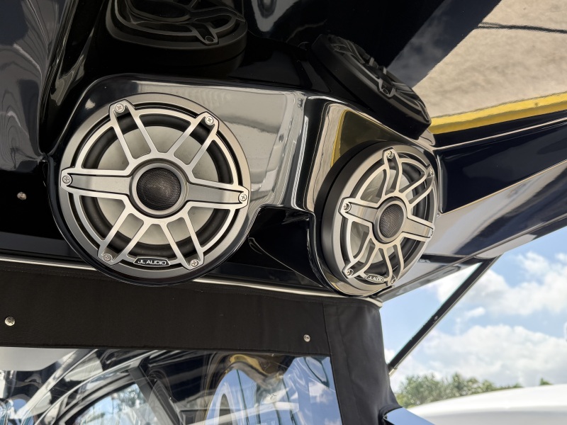 50' 2024 Cruisers Yachts 50 GLS Outboard