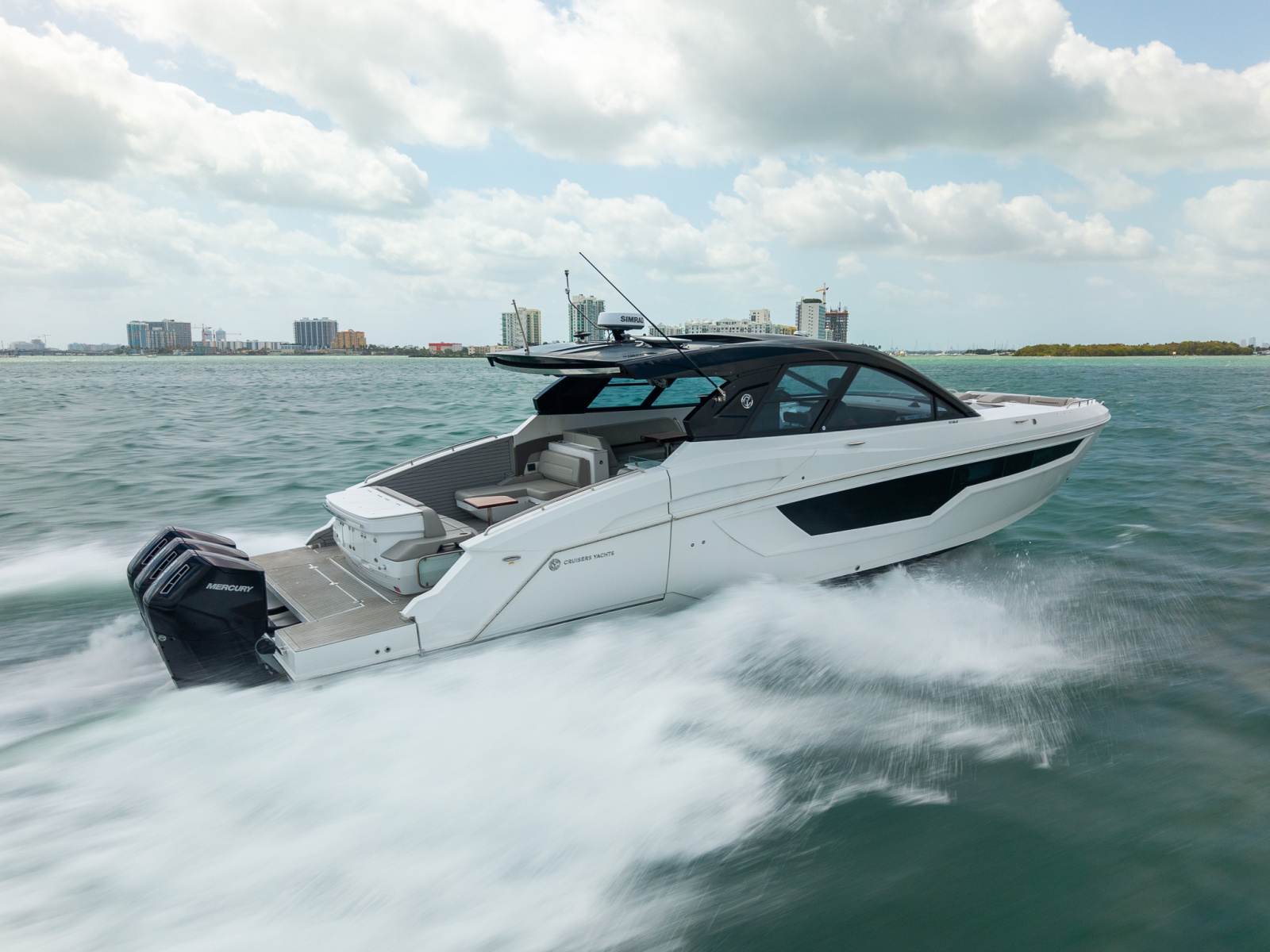 2024 Cruisers Yachts 50 GLS