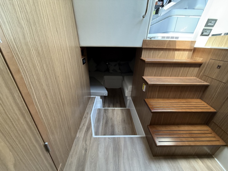 50' 2024 Cruisers Yachts 50 GLS Outboard