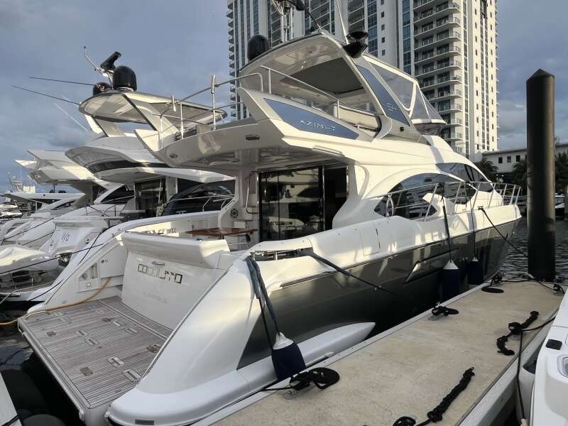 54ft Azimut Yacht For Sale