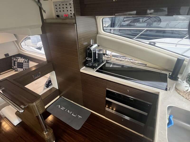54ft Azimut Yacht For Sale