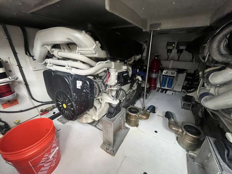 54ft Azimut Yacht For Sale