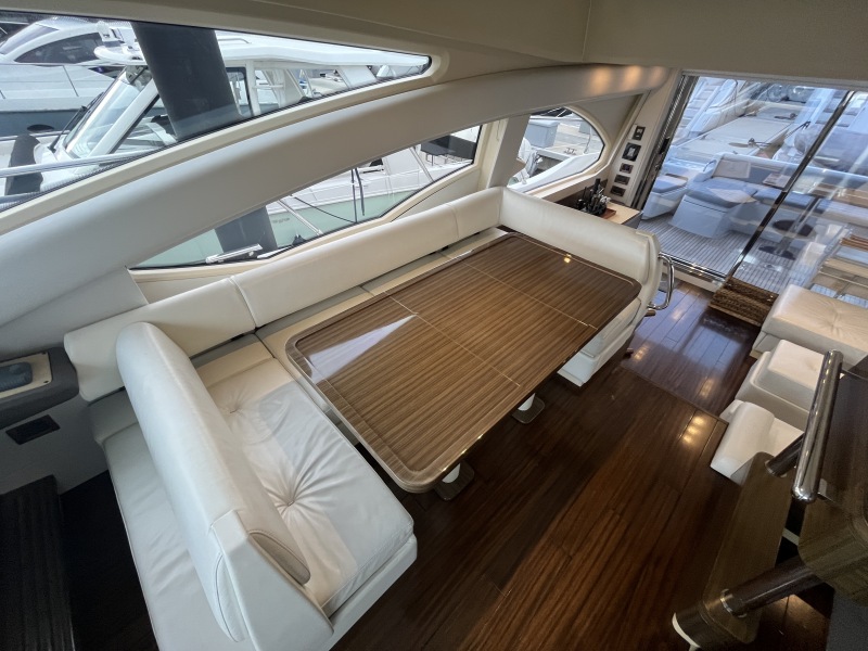 54' 2015 Azimut 54 FLY