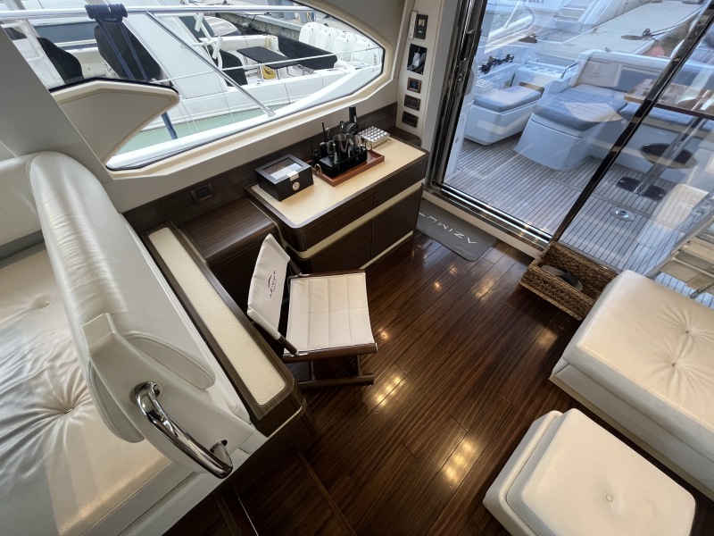 54' 2015 Azimut 54 FLY