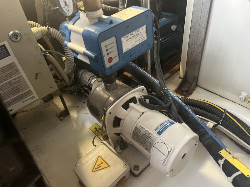 54' 2015 Azimut 54 FLY