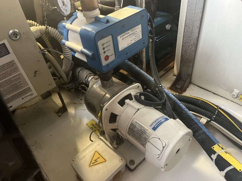 54ft Azimut Yacht For Sale