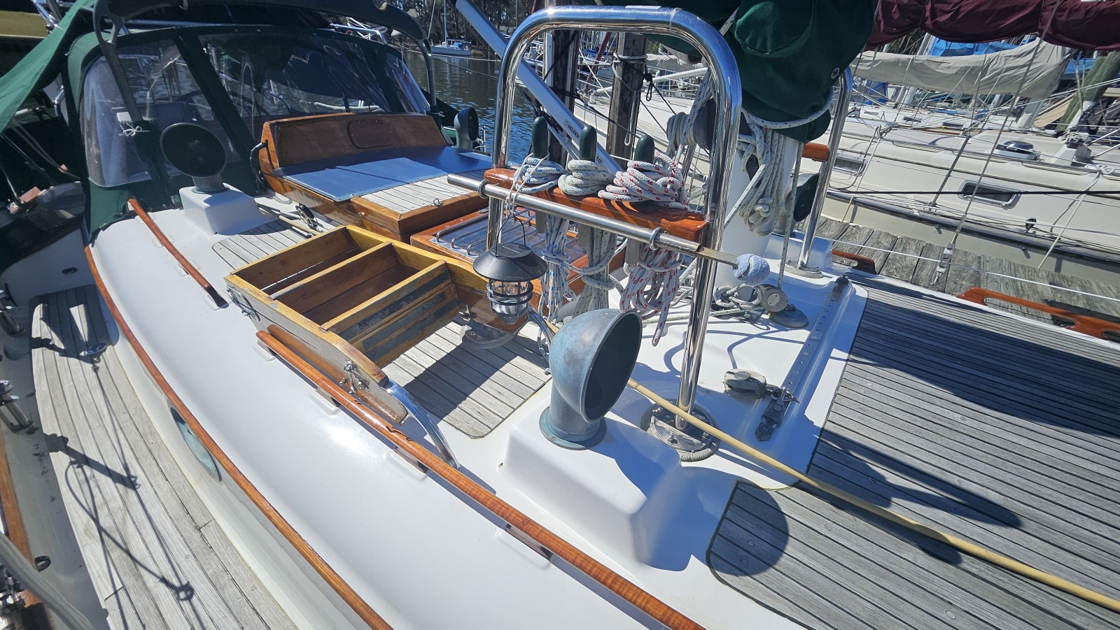 33' 1985 Hans Christian 33T