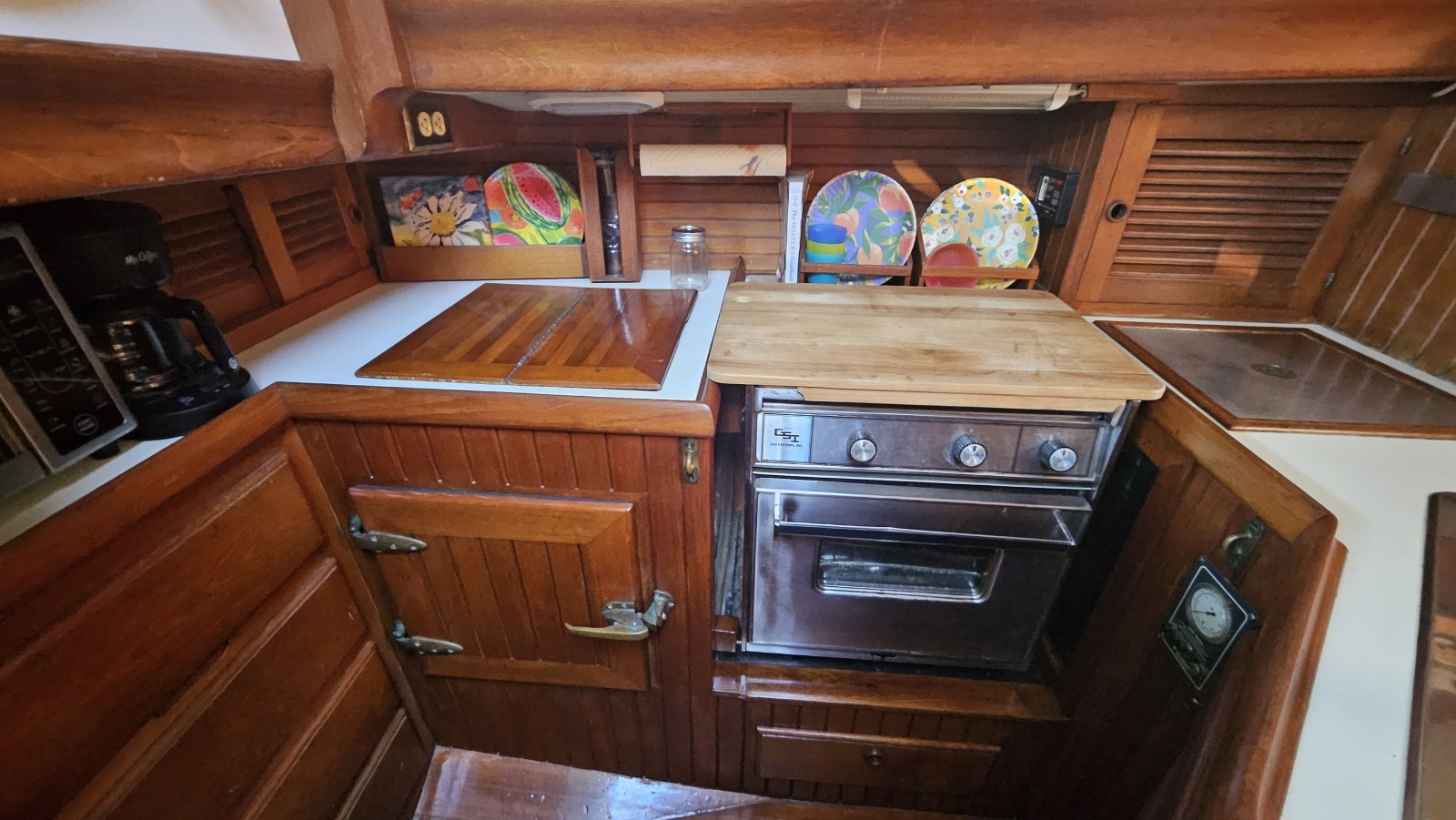 33' 1985 Hans Christian 33T