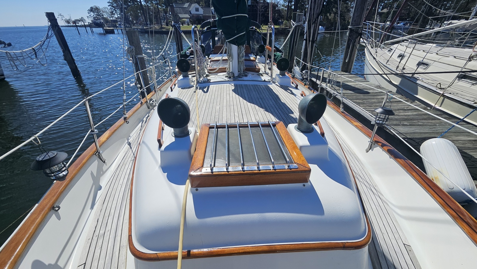 33' 1985 Hans Christian 33T