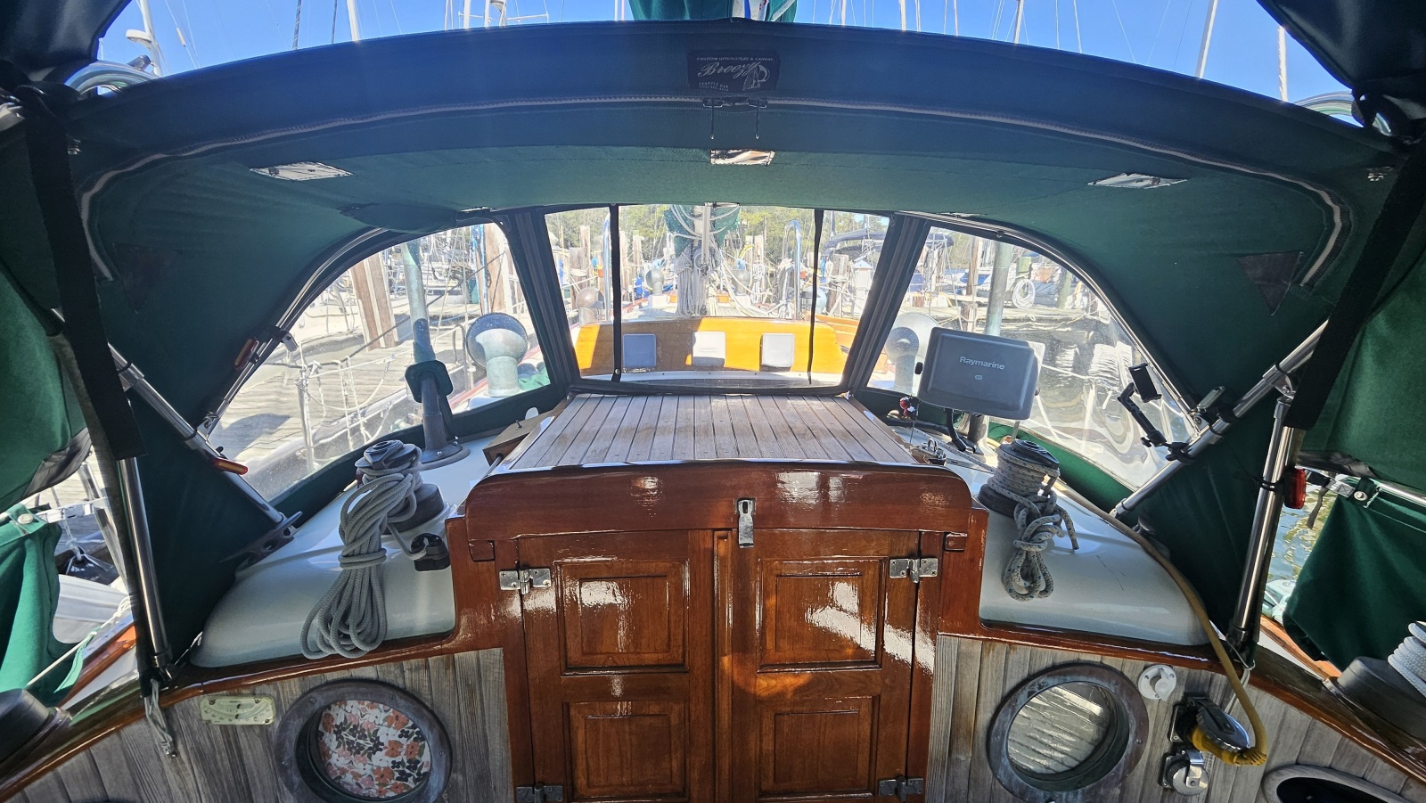 33' 1985 Hans Christian 33T