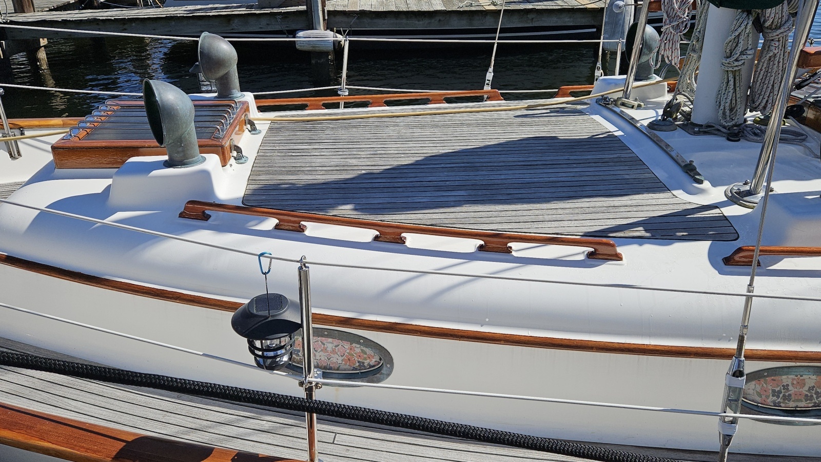 1985 Hans Christian 33T