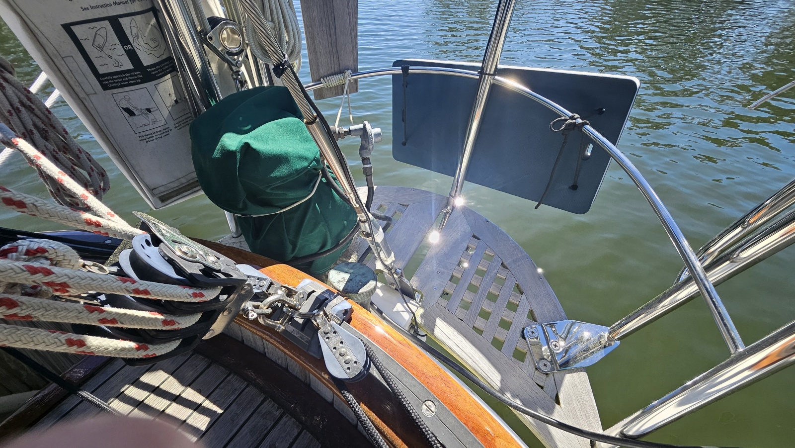 33' 1985 Hans Christian 33T