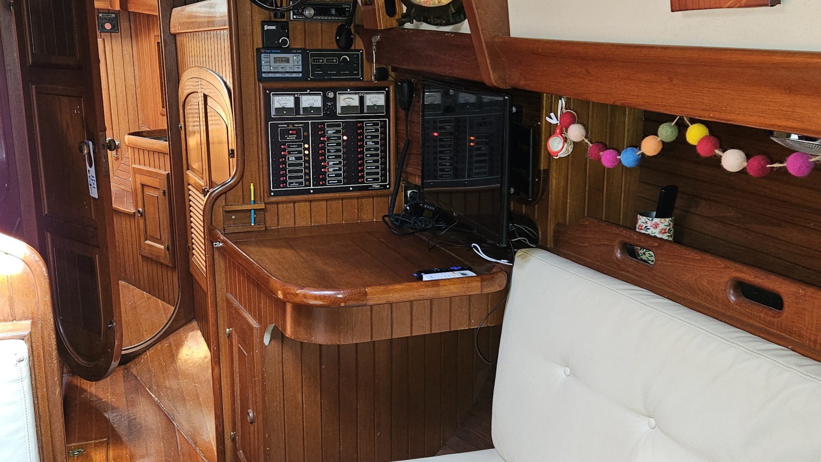 33' 1985 Hans Christian 33T