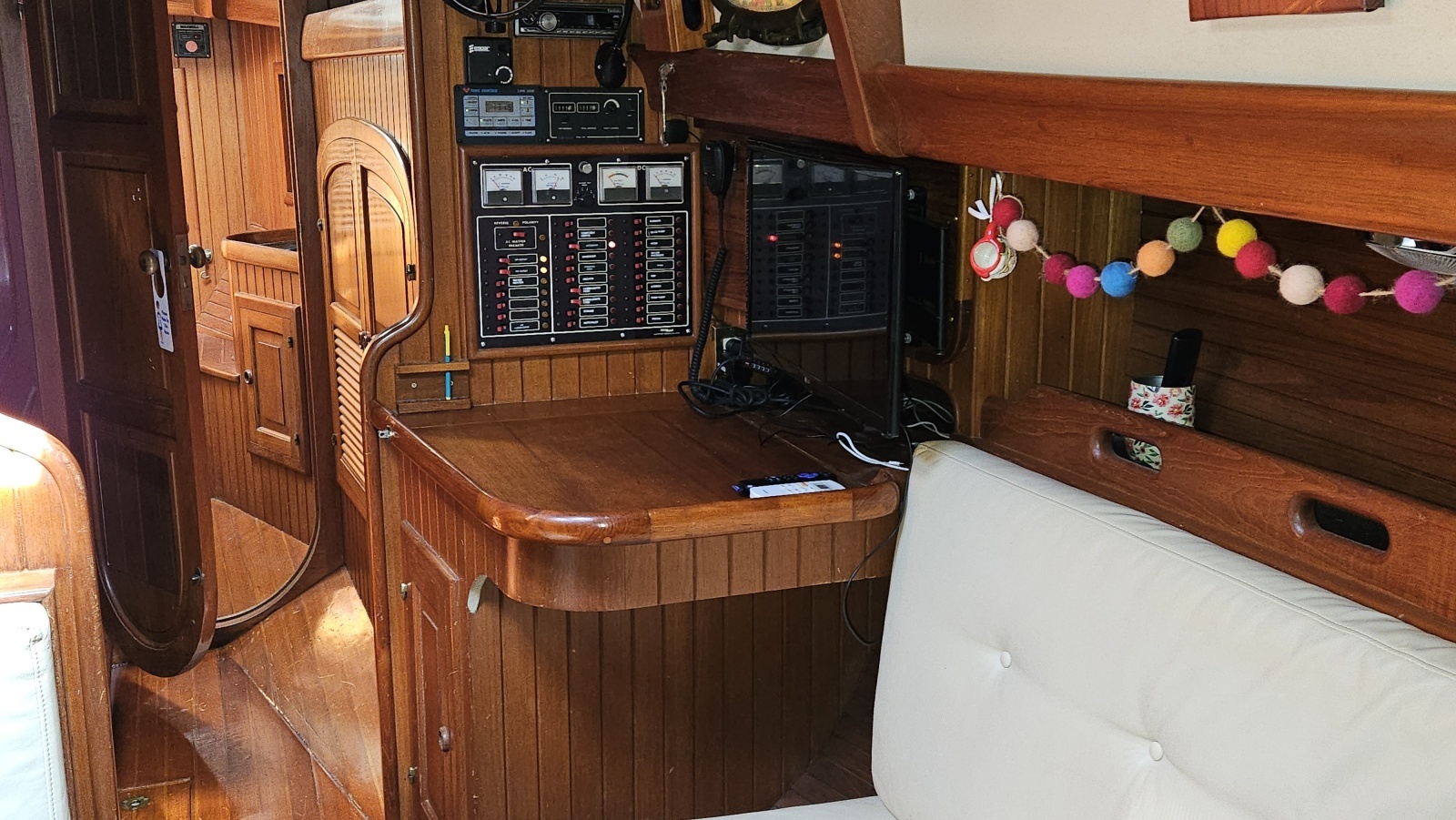 1985 Hans Christian 33T