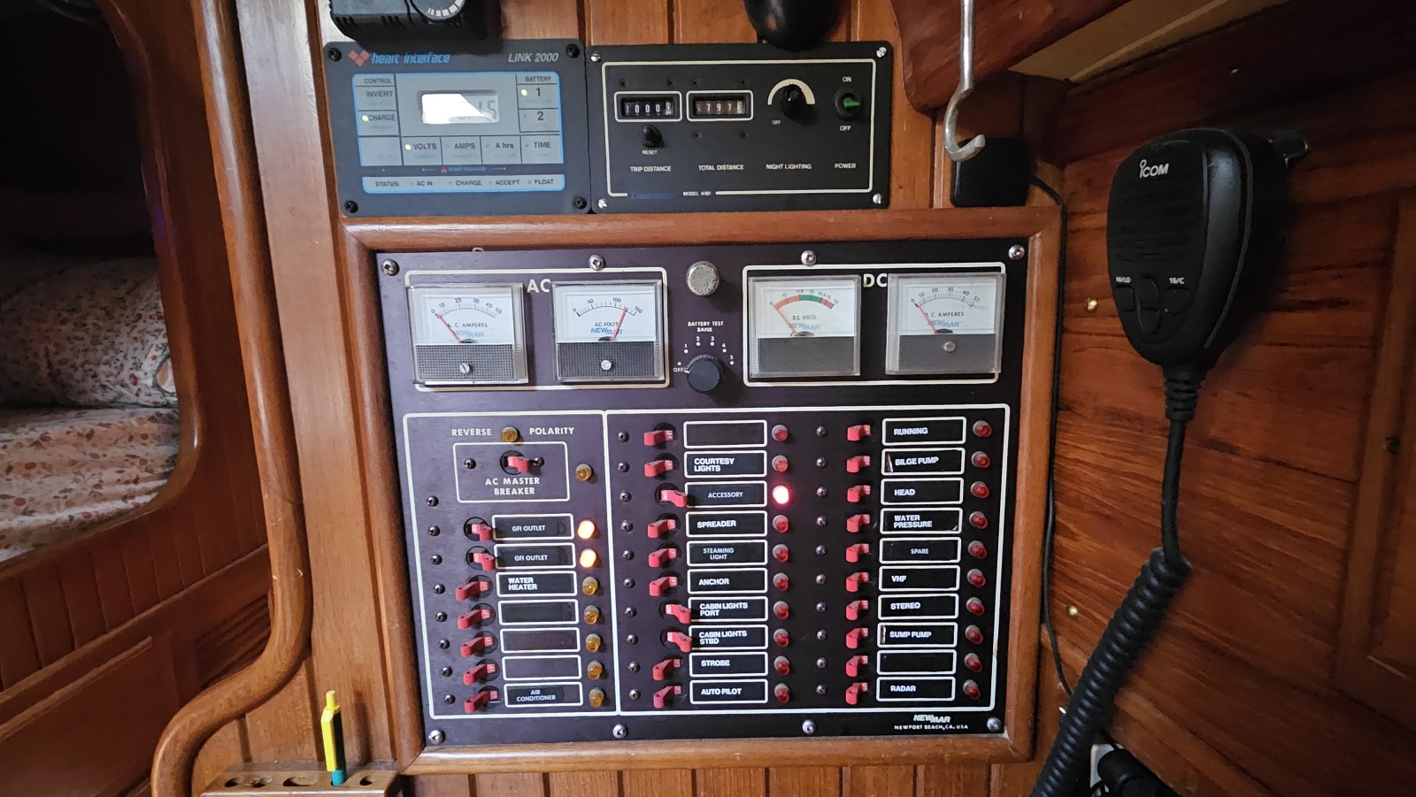 33' 1985 Hans Christian 33T