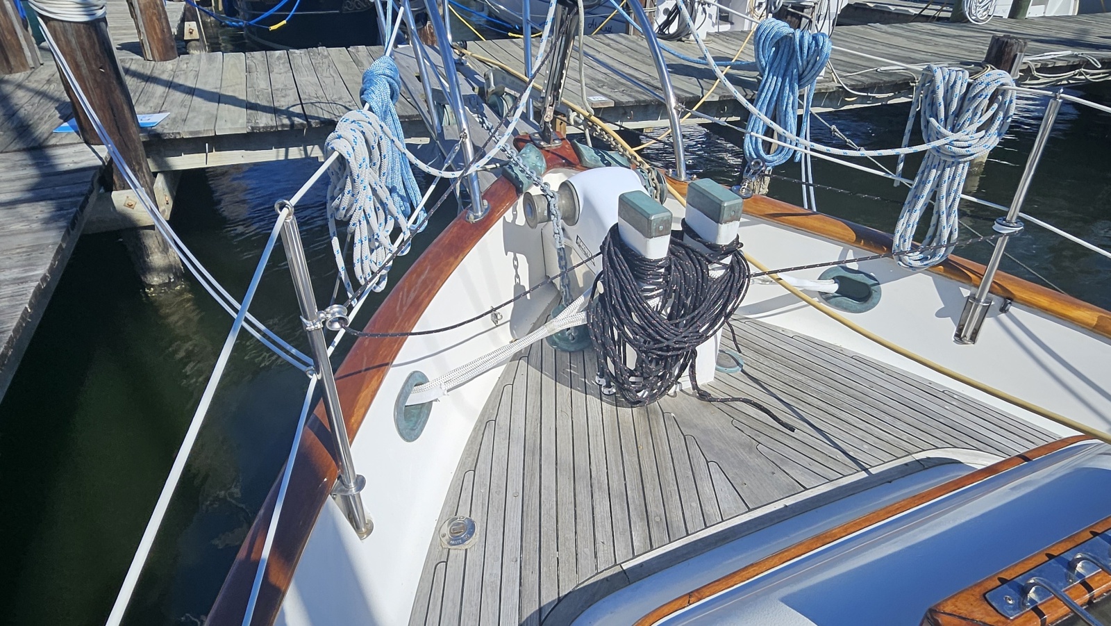 33' 1985 Hans Christian 33T