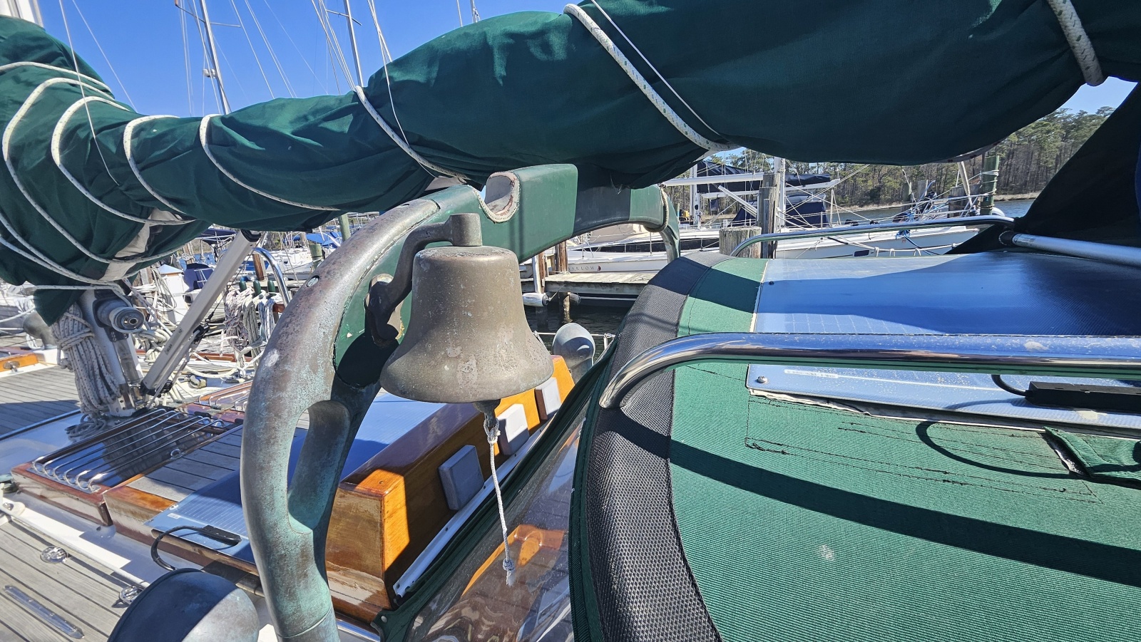 33' 1985 Hans Christian 33T