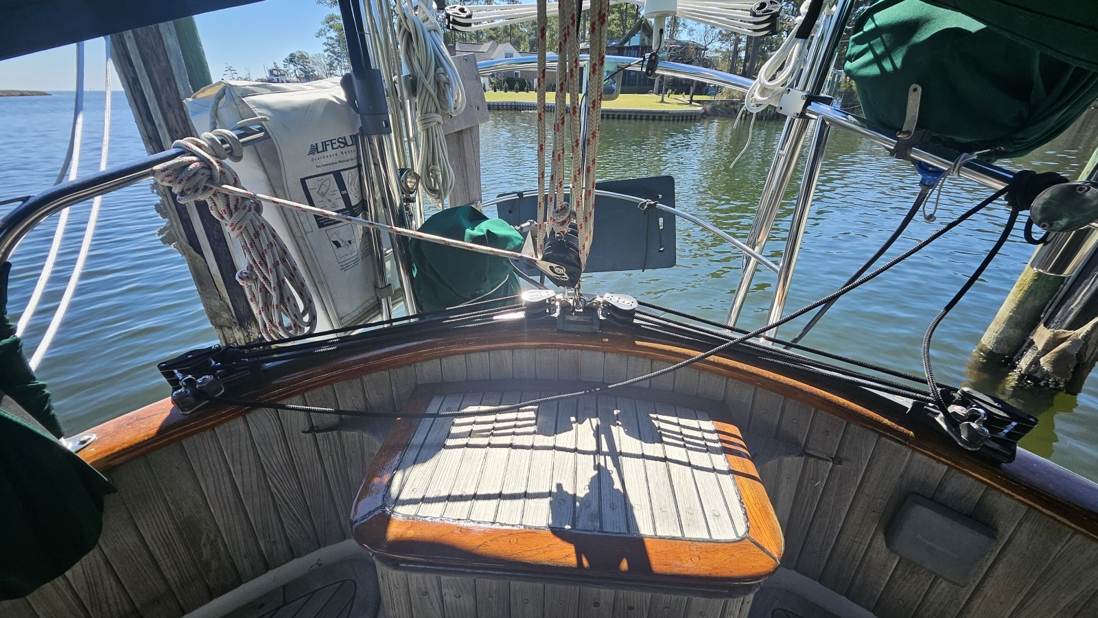 1985 Hans Christian 33T