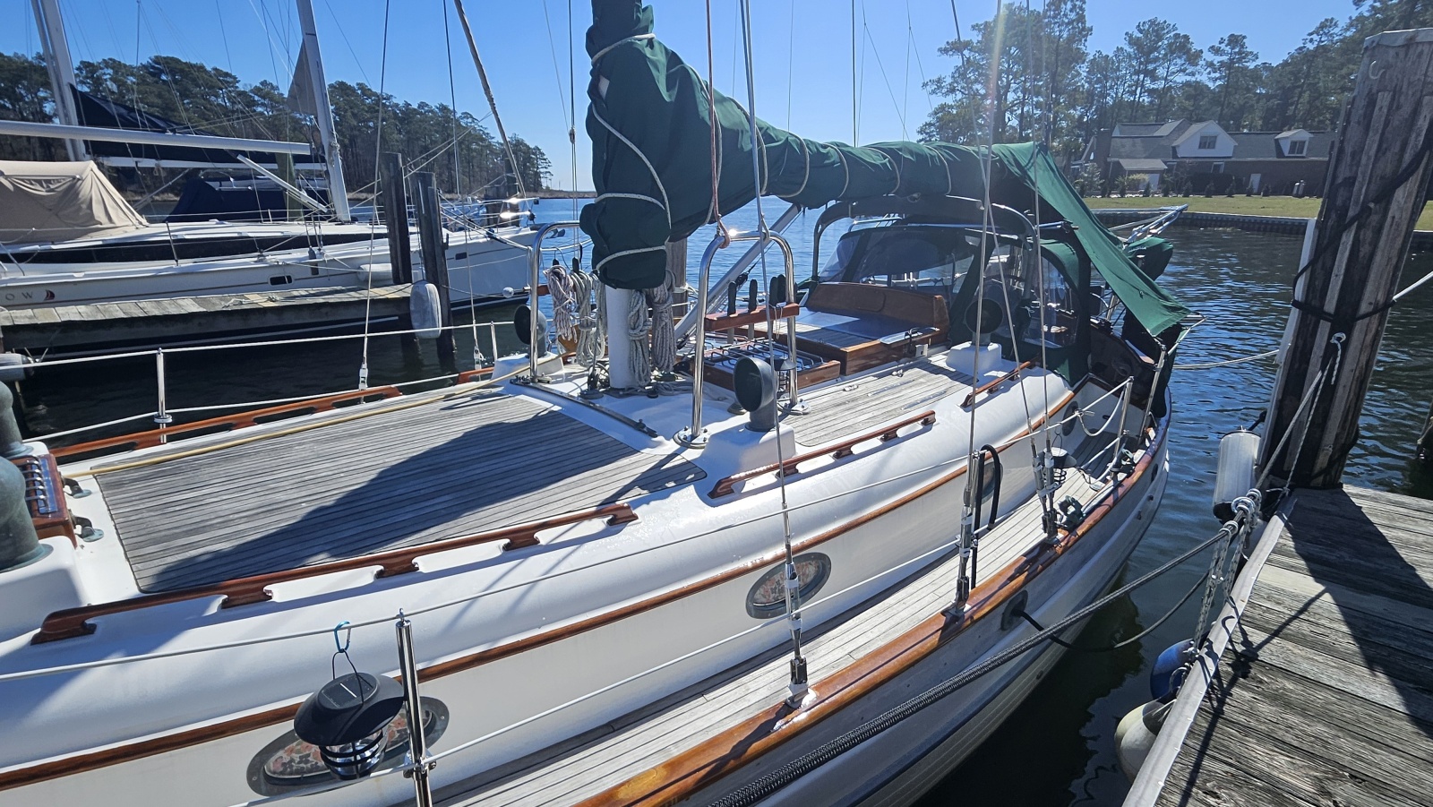 33' 1985 Hans Christian 33T