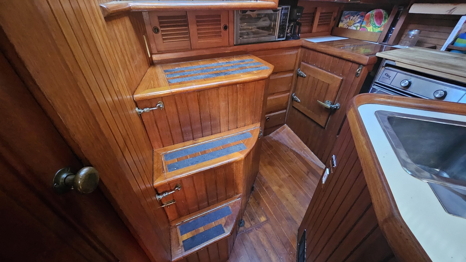 33' 1985 Hans Christian 33T