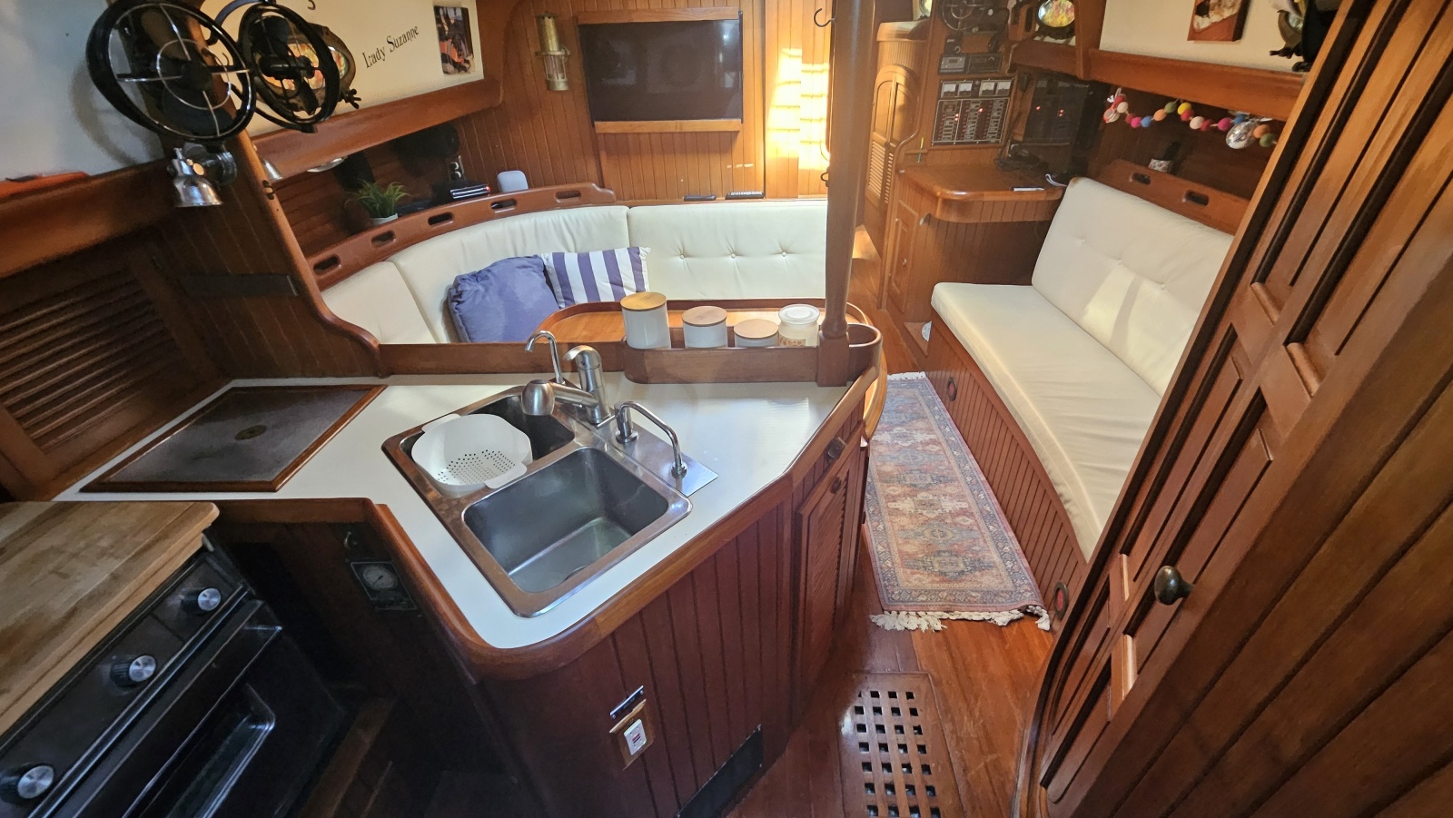 33' 1985 Hans Christian 33T