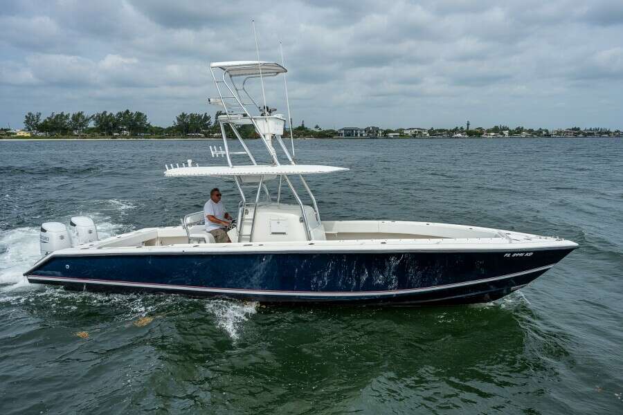 34ft Venture Yacht For Sale