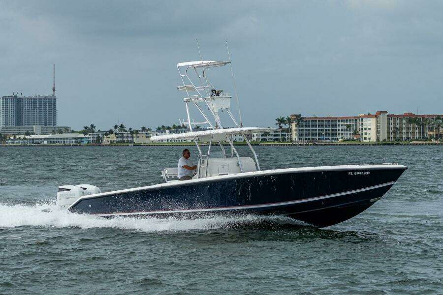 34ft Venture Yacht For Sale