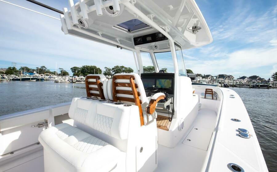 34' 2026 Jupiter 340LS