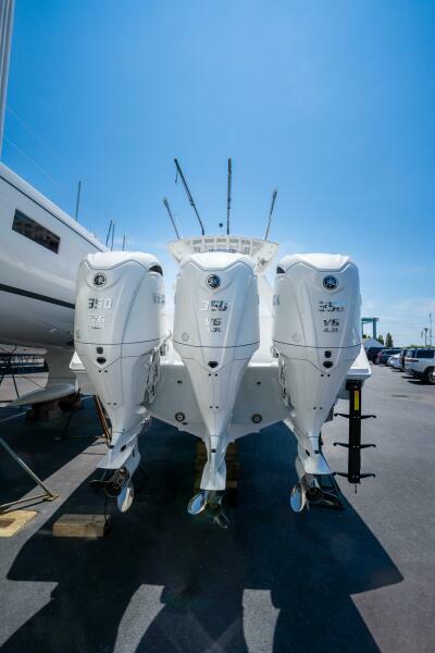 34' 2026 Jupiter 340LS