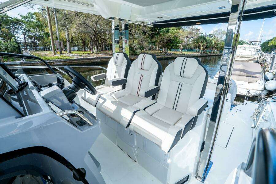 35ft Jeanneau Yacht For Sale