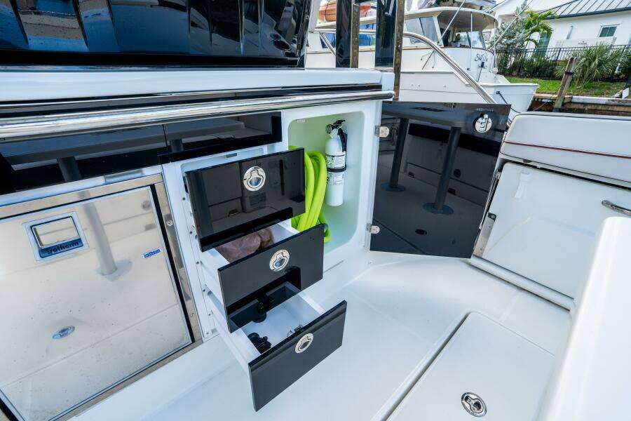 35ft Jeanneau Yacht For Sale