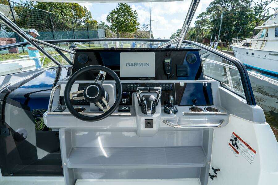 35ft Jeanneau Yacht For Sale