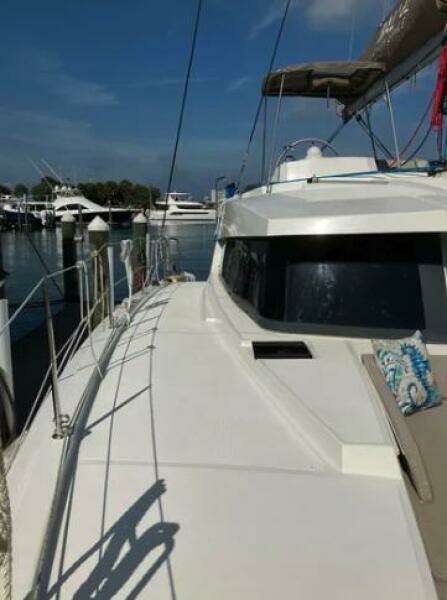 Nauti Habit 42ft Bali Yacht For Sale