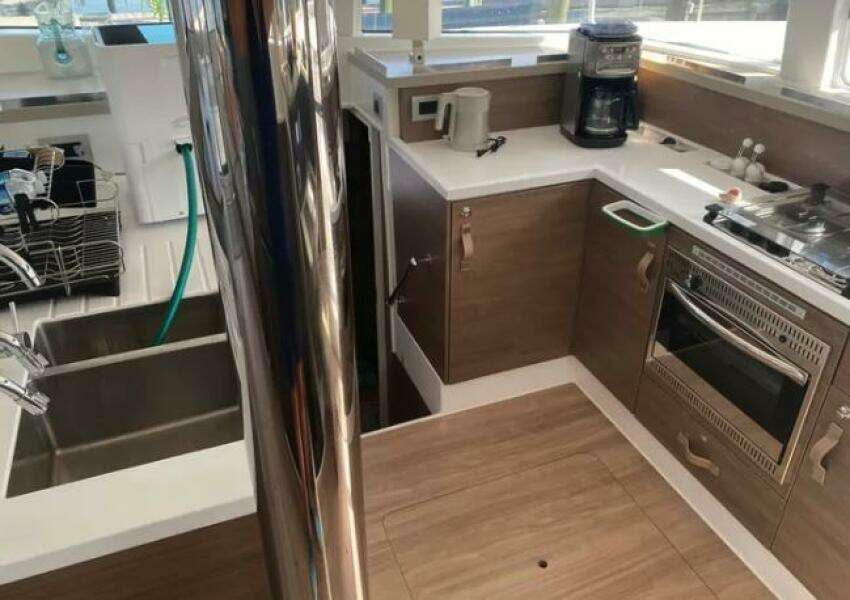 Nauti Habit 42ft Bali Yacht For Sale