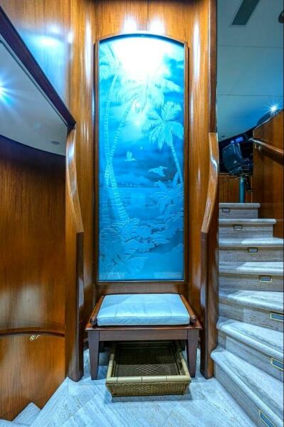 141' 2000 Christensen 