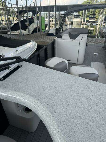 24ft Avalon Yacht For Sale