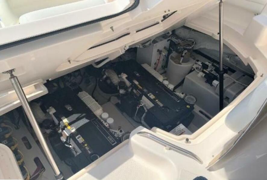 43' 2009 Tiara Yachts Sovran 4300