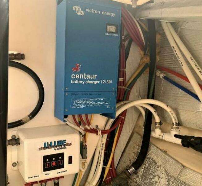 2009 Tiara Yachts Sovran 4300