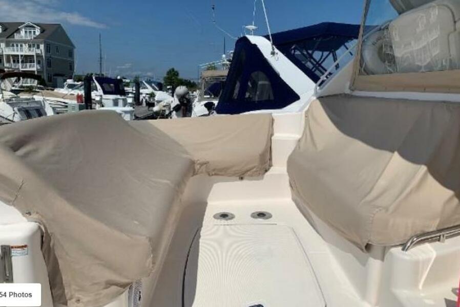 43' 2009 Tiara Yachts Sovran 4300