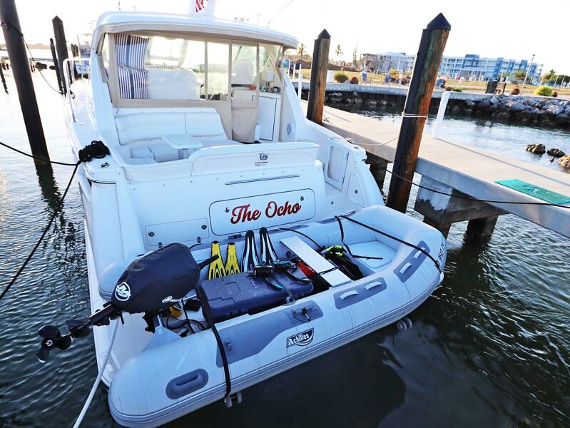 43' 2009 Tiara Yachts Sovran 4300