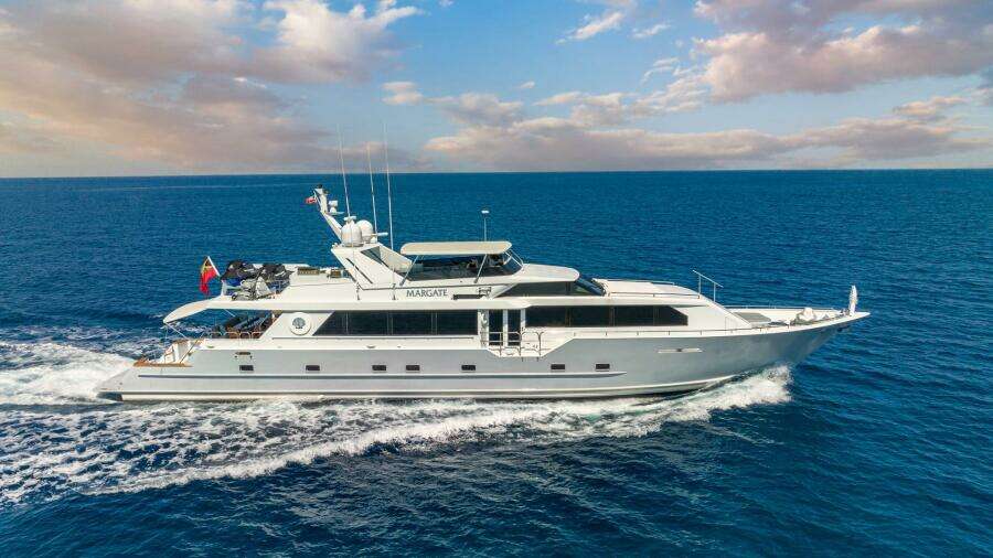 Margate 111ft Broward Yacht For Sale