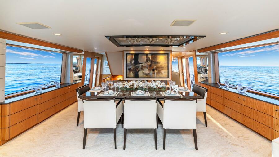 111' 1997 Broward Raised Pilothouse