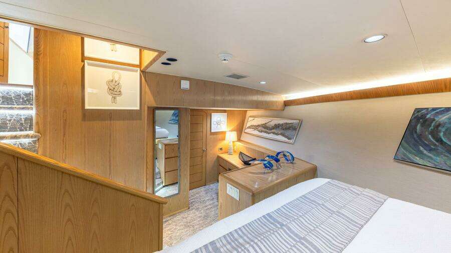 Margate 111ft Broward Yacht For Sale