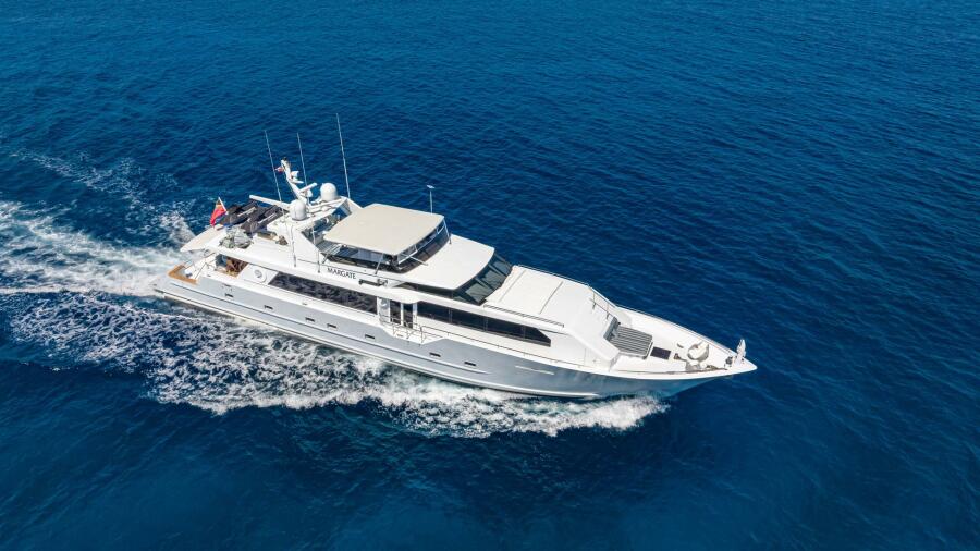 111' 1997 Broward Raised Pilothouse