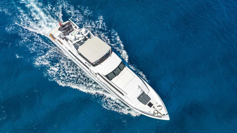 111' 1997 Broward Raised Pilothouse